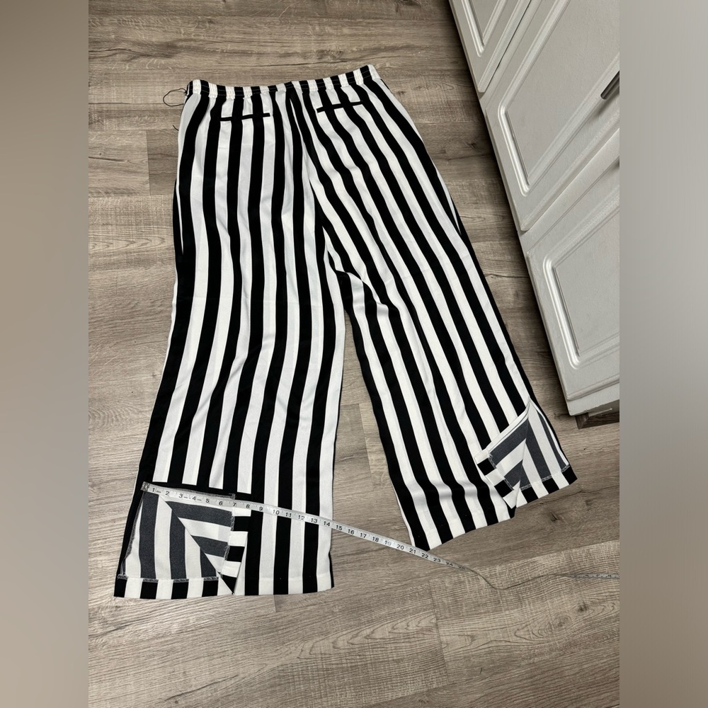 Gabrielle Union X New York & Company Wide-leg Black and White Stripes Pant - Picture 5 of 14